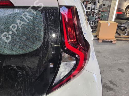 Used Right taillight TOYOTA AYGO X (_B7_) 1.0 VVT-i (KGB70) (72 hp) 29539734
