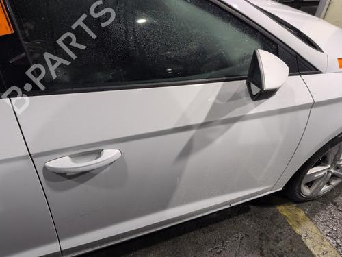 right-front-door-seat-leon-st-5f8-2012-2013-2014-2015-2016-2017-2018-2019-2020-32044871 main image