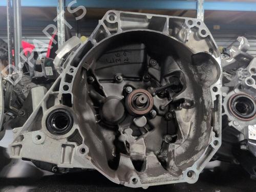 Used Gearbox Gearbox RENAULT CAPTUR II (HF_) TCe 100 (HFMT) (101 hp) 26046101 26046101