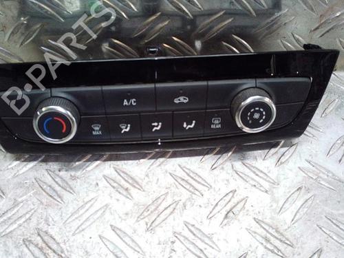 Used Climate control Climate control 26043357 26043357