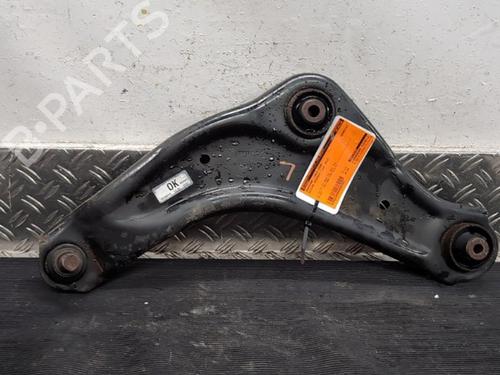 Venstre fortil bærearm Venstre fortil bærearm NISSAN QASHQAI II (J11, J11_) 1.2 DIG-T (115 hp) 33844705 33844705