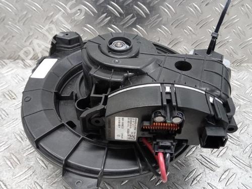 Used Heater blower motor MERCEDES-BENZ SPRINTER 3,5-t Van (B907, B910) 314 CDI (910.631, 910.633) (143 hp) 26047236