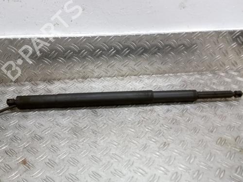 Used Tailgate lift support BMW 3 Touring (G21, G81) 330 i (258 hp) 26046986