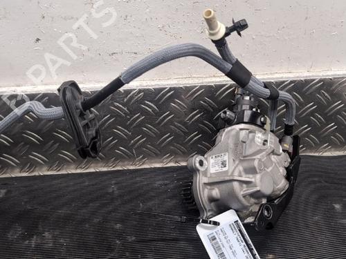 Used Injection pump RENAULT TRAFIC III Van (FG_) 2.0 dCi 120 (FGMN) (120 hp) 27893193
