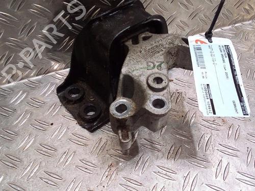 Used Engine mount Engine mount 26042219 26042219