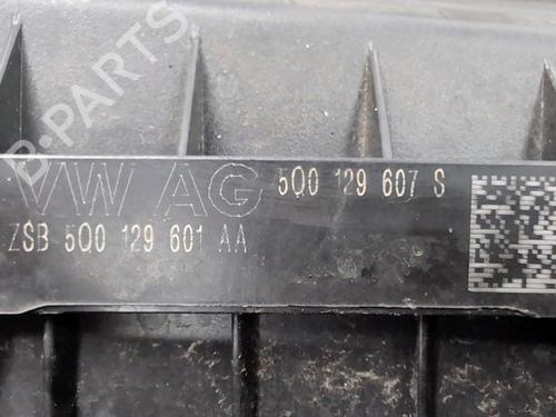 Air filter box SKODA OCTAVIA III Combi (5E5, 5E6) 1.6 TDI | BP36354087M87  - Image 5