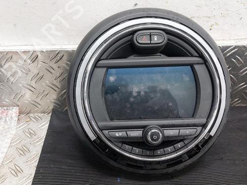 Used Display monitor MINI MINI COUNTRYMAN (F60) Cooper SE ALL4 (224 hp) 32404327