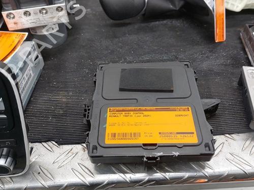 Used Electronic module RENAULT TRAFIC III Platform/Chassis (EG_) E-Tech Electric (EGJA) (122 hp) 33018593