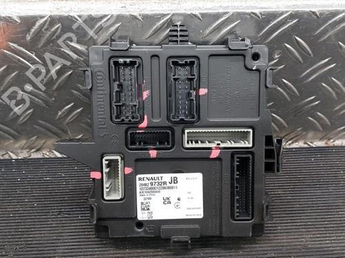 Used Electronic module MERCEDES-BENZ HECKFLOSSE (W111, W112) 230 S (111.010) (120 hp) 32215459
