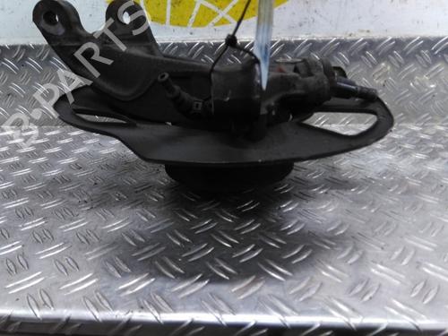 Used Left front steering knuckle Left front steering knuckle VW CRAFTER Van (SY_, SX_) 2.0 TDI FWD (SYB, SYC, SYD) (140 hp) 26043660 26043660
