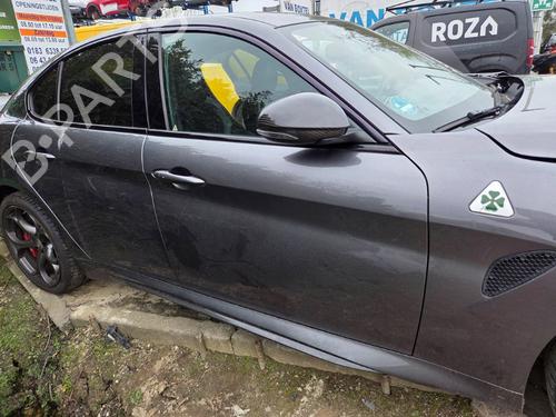 Used Right front door Right front door ALFA ROMEO GIULIA (952_) 2.9 Quadrifoglio (952AAM24) (510 hp) 33844835 33844835