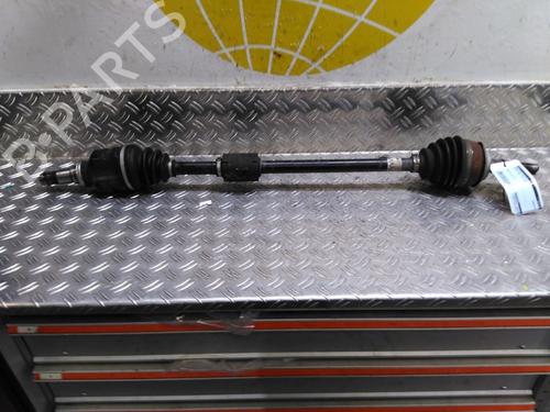 Used Right front driveshaft TOYOTA YARIS (_P13_) 1.5 Hybrid (NHP130_, NHP130) (101 hp) 26042530
