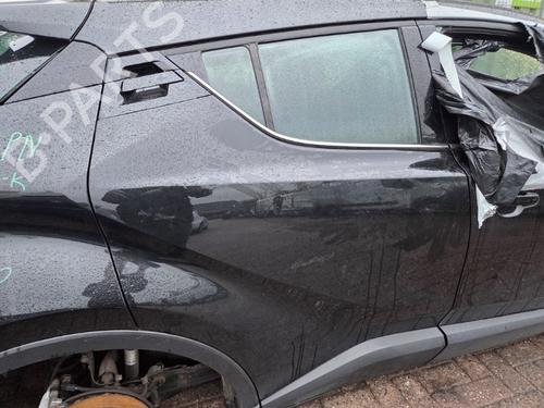 right-rear-door-toyota-c-hr-_x1_-2016-32315752 main image
