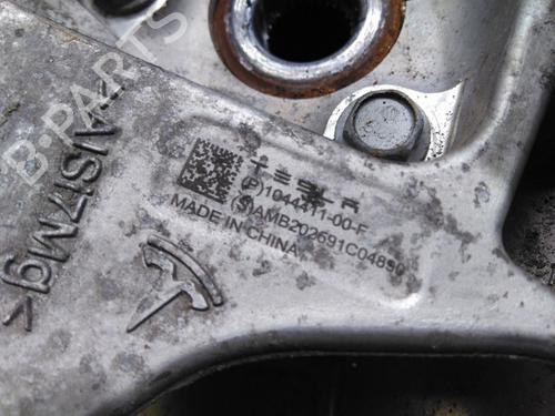 Left rear steering knuckle TESLA MODEL 3 (5YJ3) EV AWD | BP26043203M27 - Image 2
