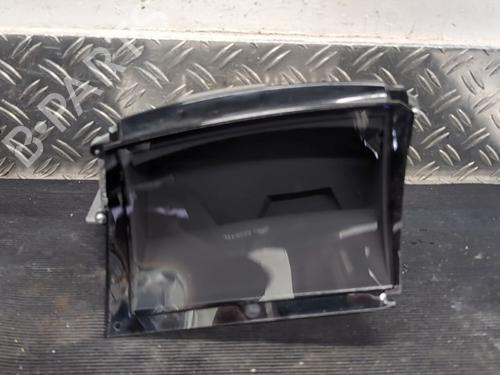 Used Display monitor MERCEDES-BENZ C-CLASS (W205) C 180 BlueTEC / d (205.036) (116 hp) 29539955