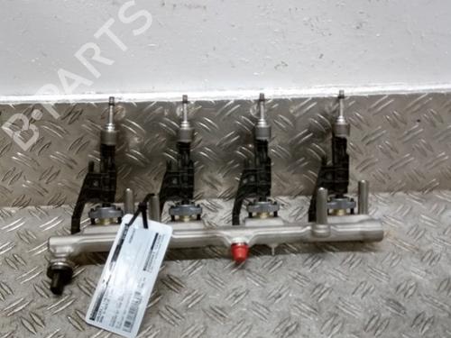 Used Injection rail Injection rail BMW 3 Touring (G21, G81) 320 i (184 hp) 27700806 27700806