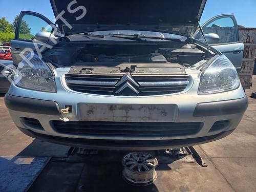 Used Front bumper Front bumper CITROËN C5 I (DC_) 2.0 16V (DCRFNC, DCRFNF) (136 hp) 36230468 36230468