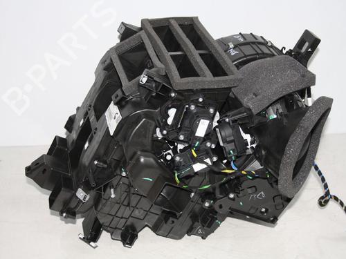 Used Heater matrix box Heater matrix box OPEL CORSA F (P2JO) 1.2 (68) (75 hp) 32733378 32733378