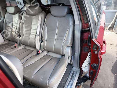 Used Left front seat Left front seat 33055108 33055108