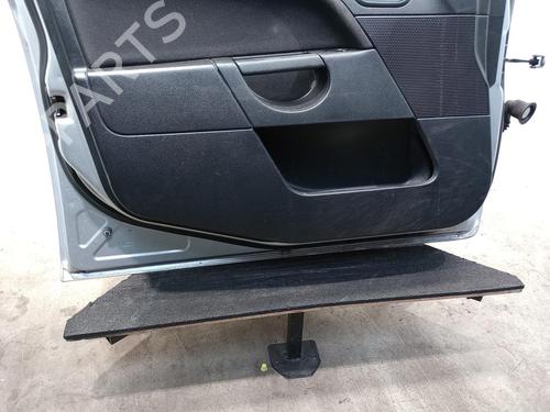 Left front door FORD FIESTA V (JH_, JD_) 1.4 16V | BP27229106C2 