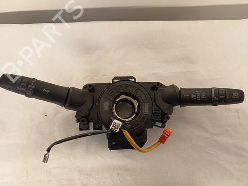 switch-mitsubishi-mirage-space-star-vi-hatchback-a0_a-2012-32761613 main image