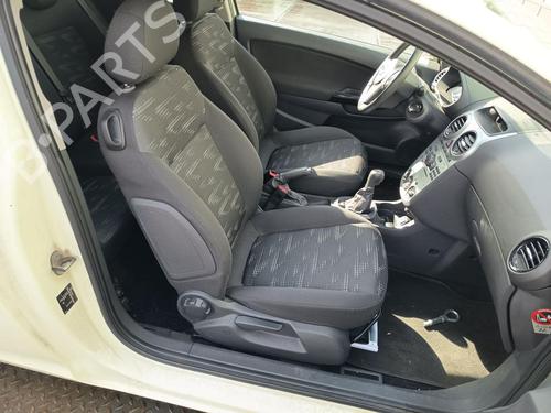 Used Right front seat Right front seat OPEL CORSA D (S07) 1.4 (L08, L68) (87 hp) 33676430 33676430