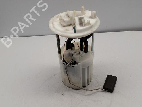 Used Fuel pump BMW 3 (E90) 318 d (143 hp) 27226482