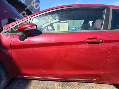Porta anteriore sinistra Porta anteriore sinistra FORD FIESTA VI (CB1, CCN) 1.25 (60 hp) 33917404 33917404