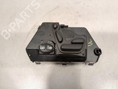 Used Left front window switch MERCEDES-BENZ S-CLASS (W220) S 320 CDI (220.026, 220.126) (197 hp) 27228977