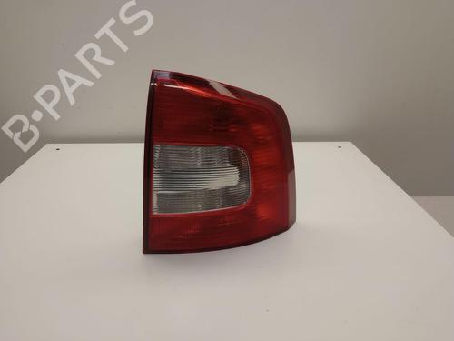 Used Right taillight Right taillight SKODA OCTAVIA II Combi (1Z5) 1.6 TDI 4x4 (105 hp) 32733869 32733869