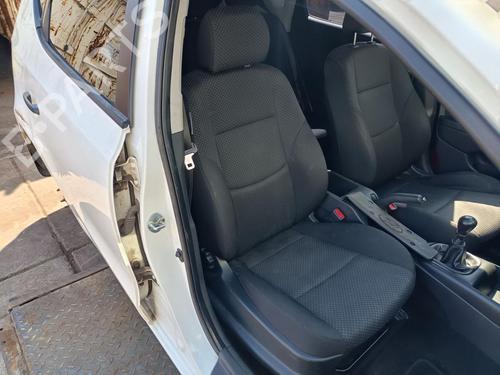 Used Right front seat Right front seat HYUNDAI i30 Estate (FD) 1.4 (105 hp) 34252371 34252371