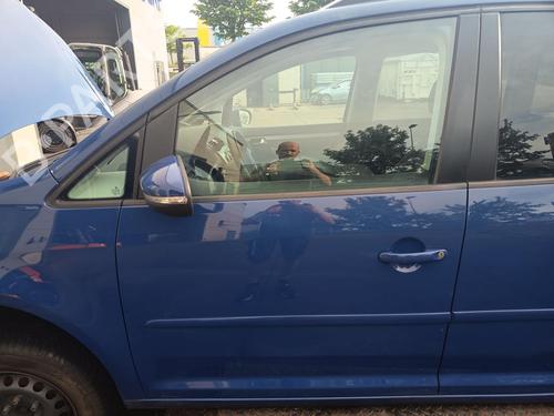 Used Left front door Left front door 36815418 36815418