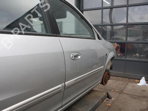 Right front door KIA CARENS II MPV (FJ) 2.0 CRDi | BP27229751C3 