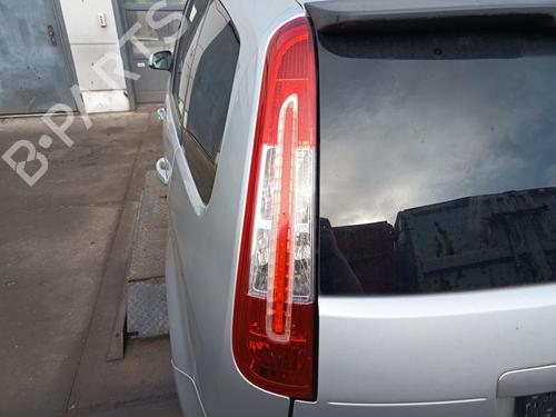 Used Left taillight Left taillight 37272024 37272024