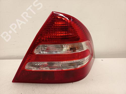 Used Right taillight Right taillight 37525544 37525544