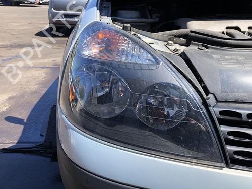 Used Right headlight Right headlight RENAULT CLIO II (BB_, CB_) 1.2 16V (BB05, BB0W, BB11, BB27, BB2T, BB2U, BB2V, CB05,... (75 hp) 33611410 33611410