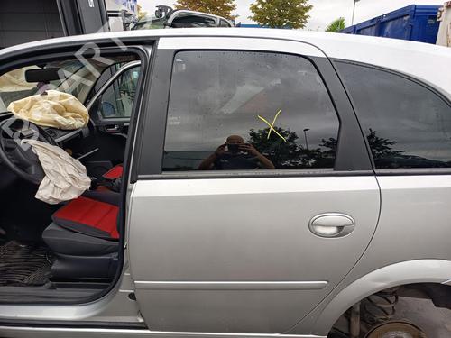 Used Left rear door Left rear door 38336851 38336851