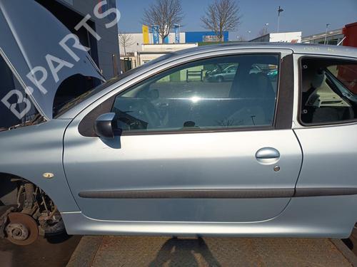 Used Left front door Left front door PEUGEOT 206 Hatchback (2A/C) 1.4 i (75 hp) 33275295 33275295
