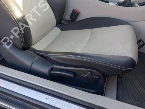 Right front seat MERCEDES-BENZ C-CLASS Coupe (CL203) C 180 Kompressor (203.746) | BP27233548C16 