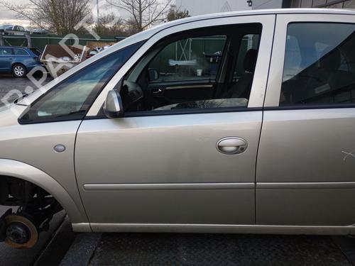 Used Left front door OPEL MERIVA A MPV (X03) 1.4 16V Twinport (E75) (90 hp) 27232978