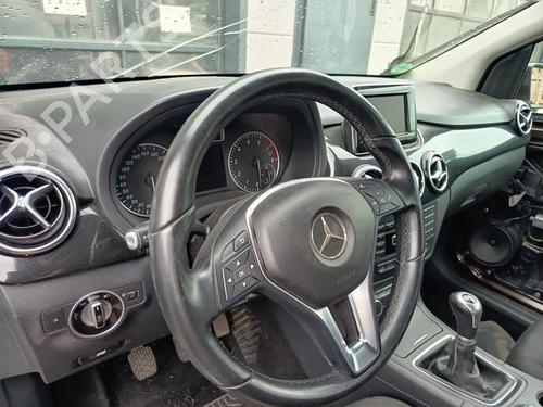 Used Steering wheel Steering wheel MERCEDES-BENZ B-CLASS Sports Tourer (W246, W242) B 180 (246.242) (122 hp) 36420134 36420134