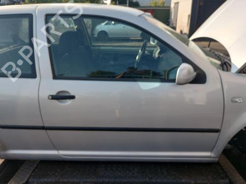 Used Right front door VW GOLF IV (1J1) 1.6 (100 hp) 27231544