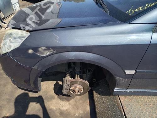 Used Left front fenders Left front fenders 38173251 38173251