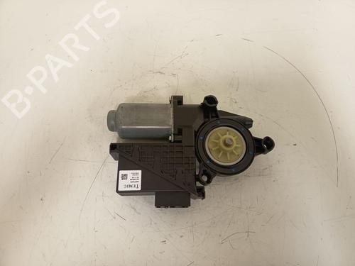 Used Right front window motor Right front window motor VW POLO IV (9N_, 9A_) 1.4 16V (80 hp) 32761067 32761067