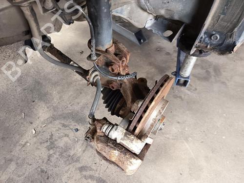 left-front-steering-knuckle-opel-corsa-d-s07-2006-2007-2008-2009-2010-2011-2012-2013-2014-2015-33410372 main image