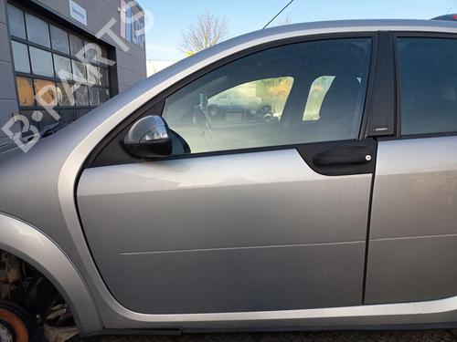 Used Left front door Left front door SMART FORFOUR (454) 1.5 CDI (454.000) (68 hp) 32762575 32762575