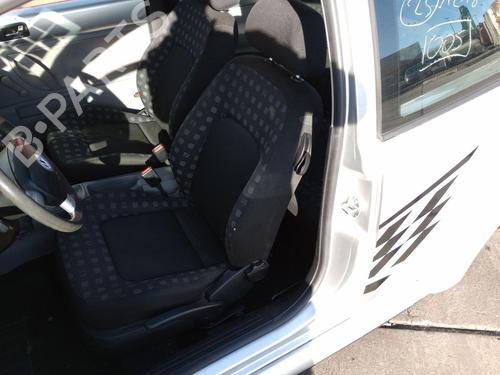 Sedile anteriore sinistro VW NEW BEETLE (9C1, 1C1) 1.6 (102 hp) 27230023