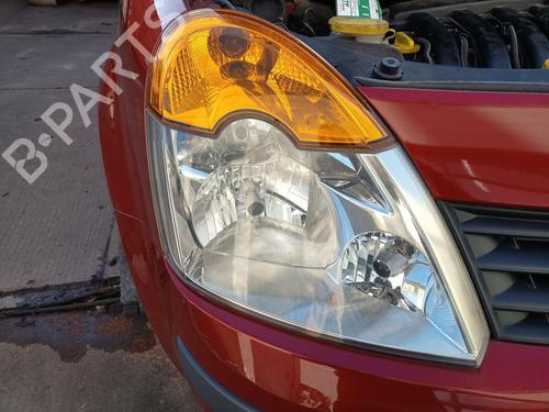 Used Right headlight Right headlight RENAULT MODUS / GRAND MODUS (F/JP0_) 1.6 (JP03, JP0B, JP0U, JP0Y, JP1G) (112 hp) 33749289 33749289