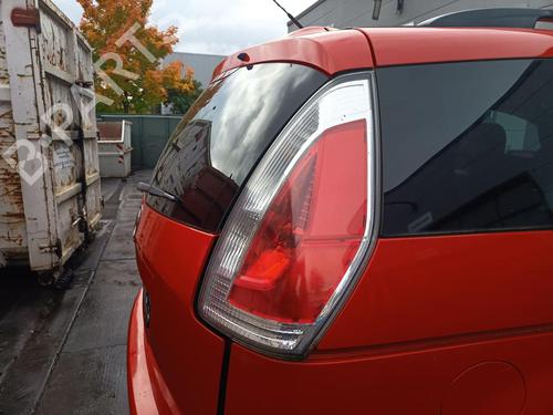 right-taillight-mazda-5-cr-2005-2006-2007-2008-2009-2010-32761969 main image