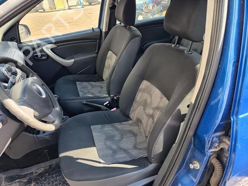 left-front-seat-dacia-sandero-ii-2012-36393788 main image